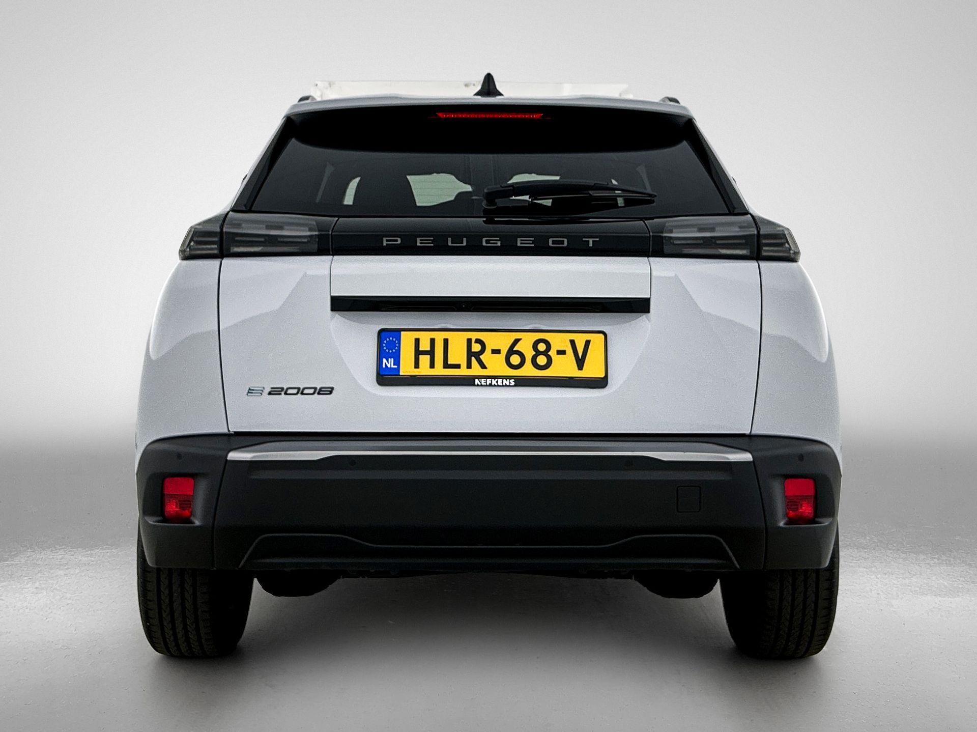 Peugeot e-2008