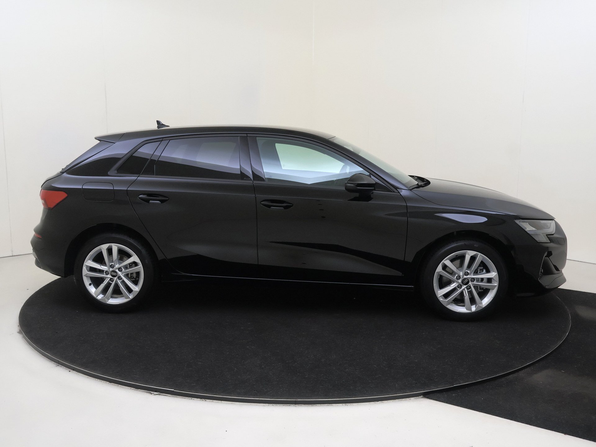 Audi A3 Sportback 40 TFSI e S tronic 6 204pk - Afbeelding 3
