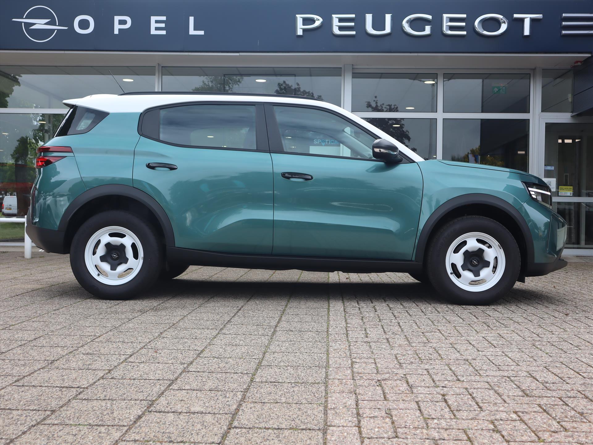 Opel Frontera Edition 1.2 Turbo Hybrid 145pk eDCT automaat, Rijklaarprijs, Navigatie Camera Stoel-, stuur- en voorruitverwarming - Afbeelding 4