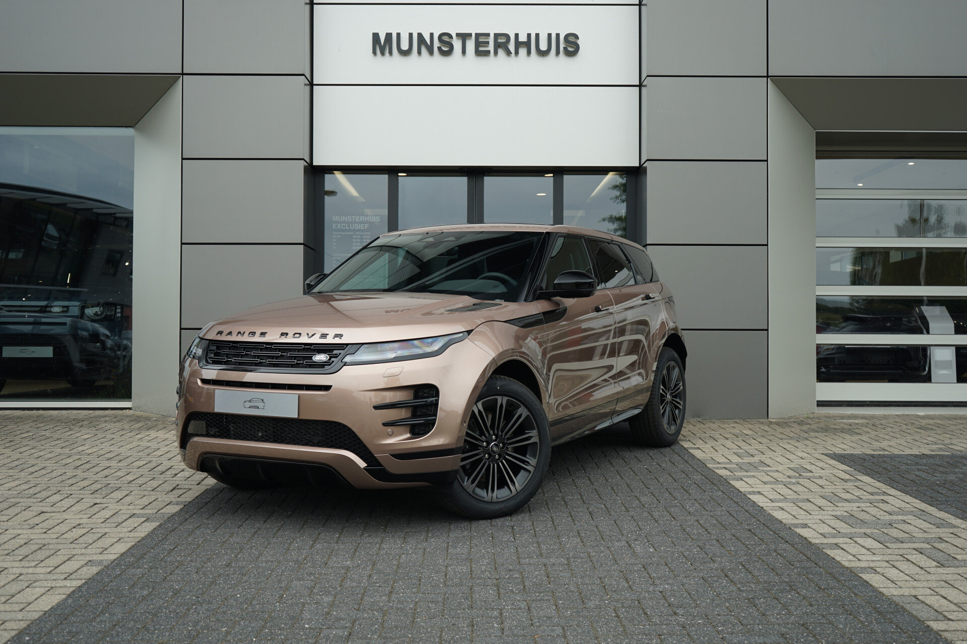 Land Rover Range Rover Evoque P270e PHEV AWD Dynamic SE Occasion Lease vanaf € 1.184,00 p/m