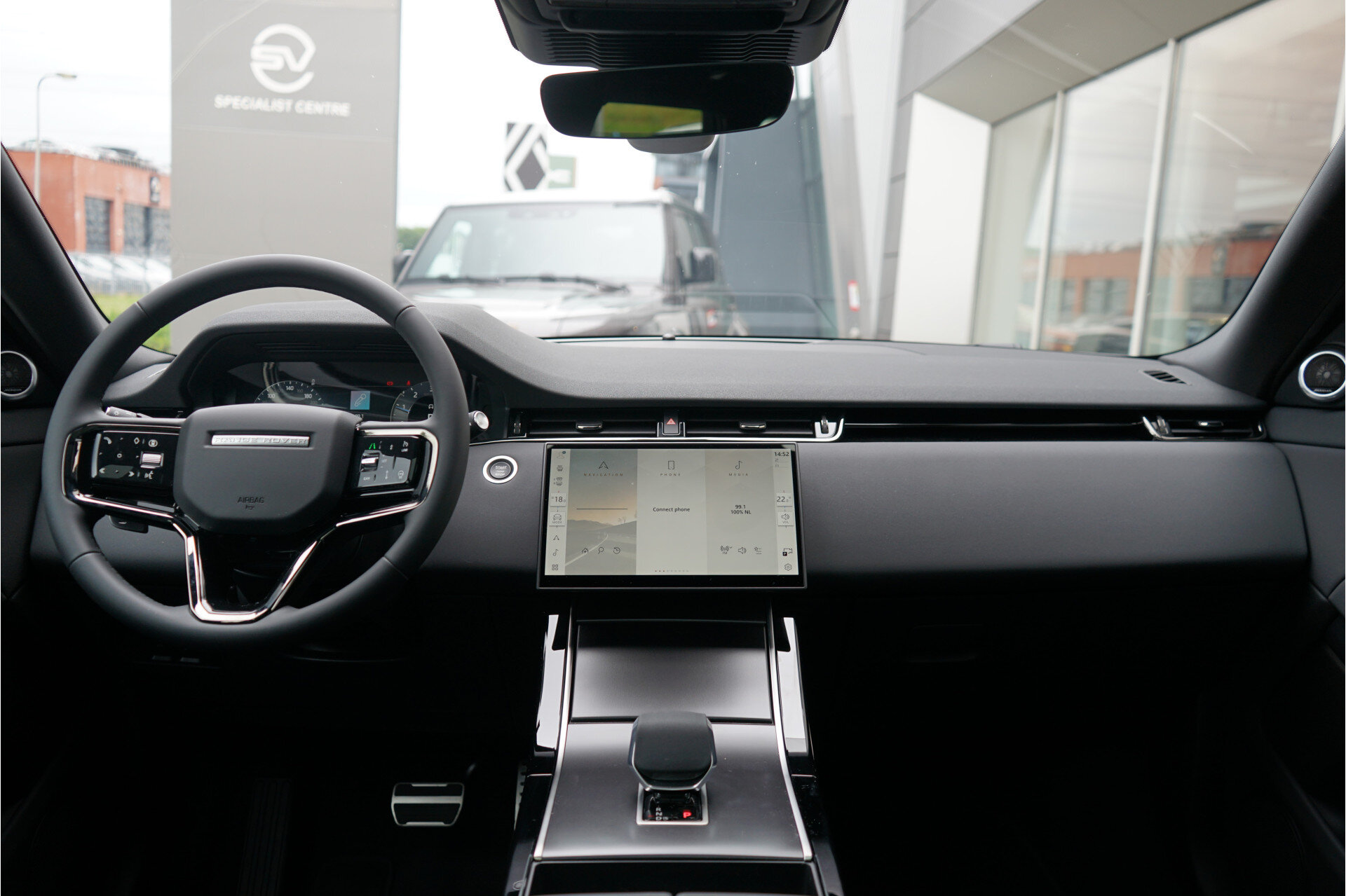 Land Rover Range Rover Evoque P270e PHEV AWD Dynamic SE Occasion Lease vanaf € 1.184,00 p/m - Afbeelding 4