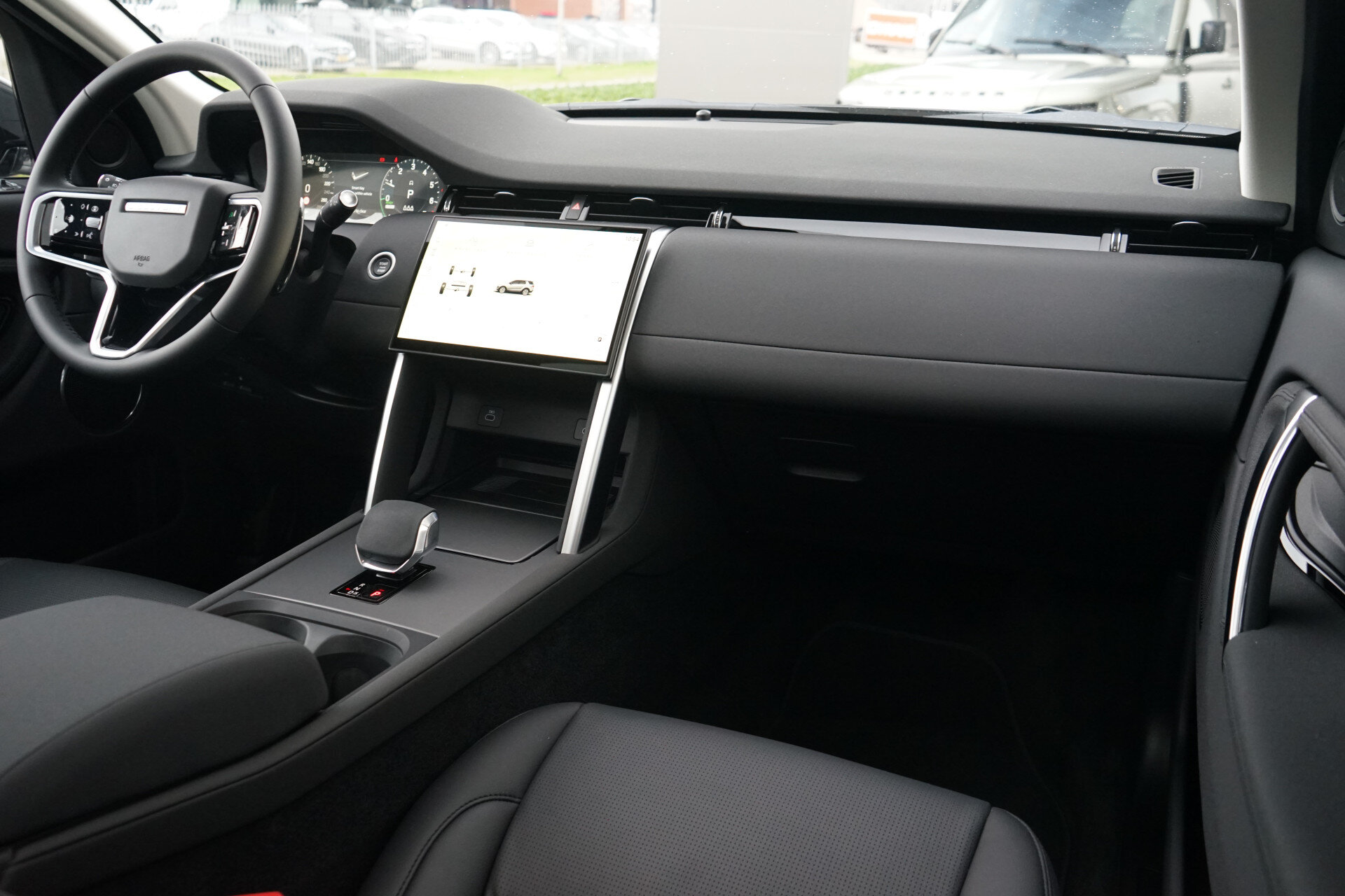 Land Rover Discovery Sport P270e PHEV S Edition | Occasion Lease vanaf € 1.014,00 p/m - Afbeelding 3