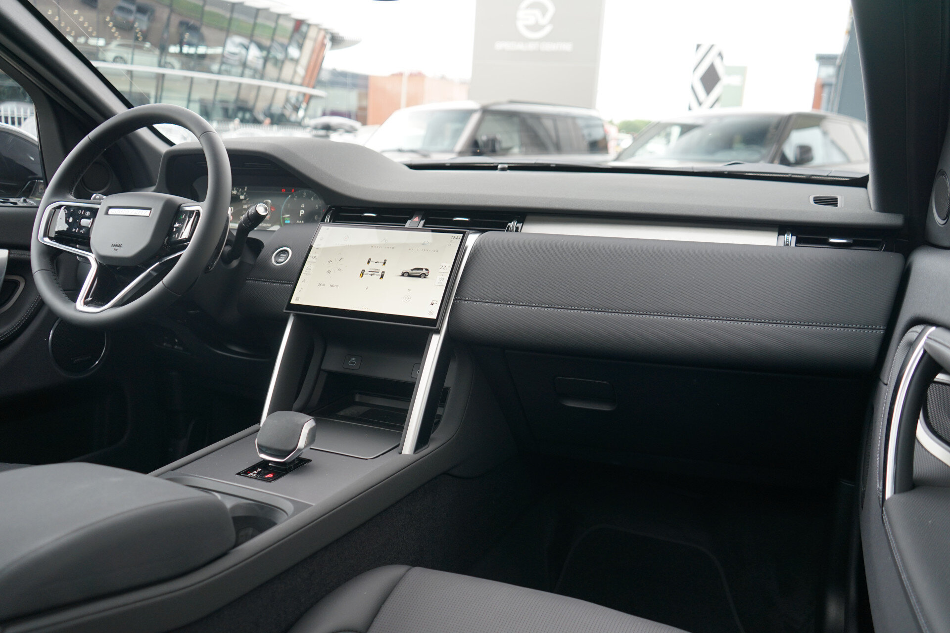 Land Rover Discovery Sport P270e PHEV Dynamic SE Occasion Lease vanaf € 1.194,00 p/m - Afbeelding 3