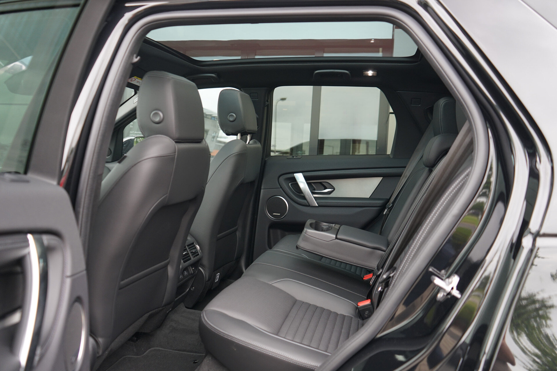 Land Rover Discovery Sport P270e PHEV Dynamic SE Occasion Lease vanaf € 1.194,00 p/m - Afbeelding 5