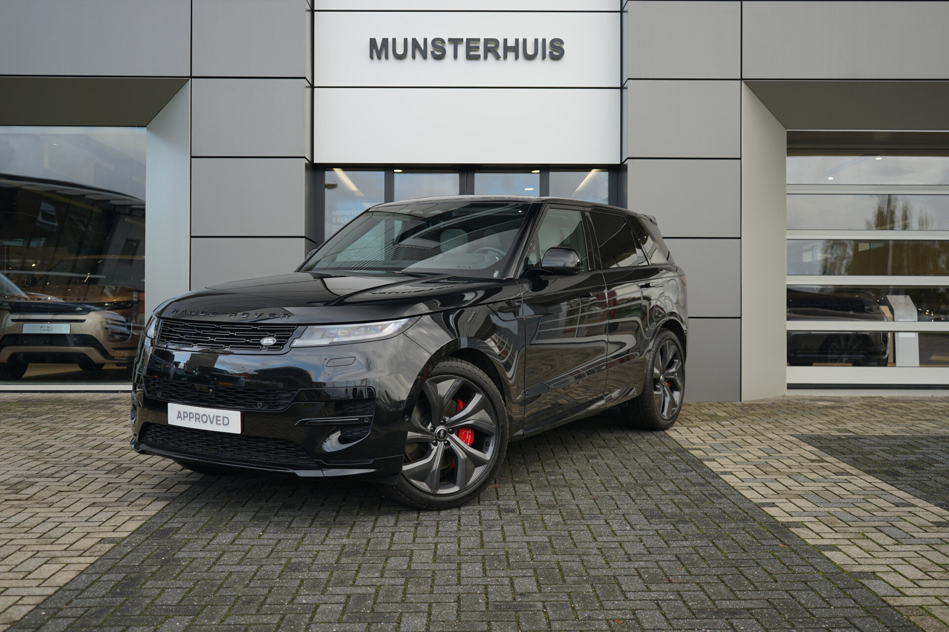 Land Rover Range Rover Sport 3.0 P440e Dynamic SE