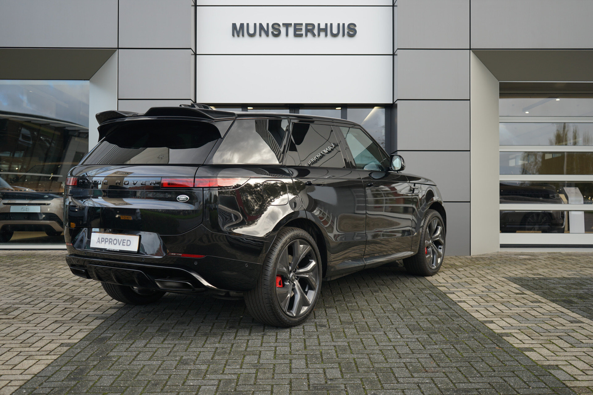 Land Rover Range Rover Sport 3.0 P440e Dynamic SE - Afbeelding 2