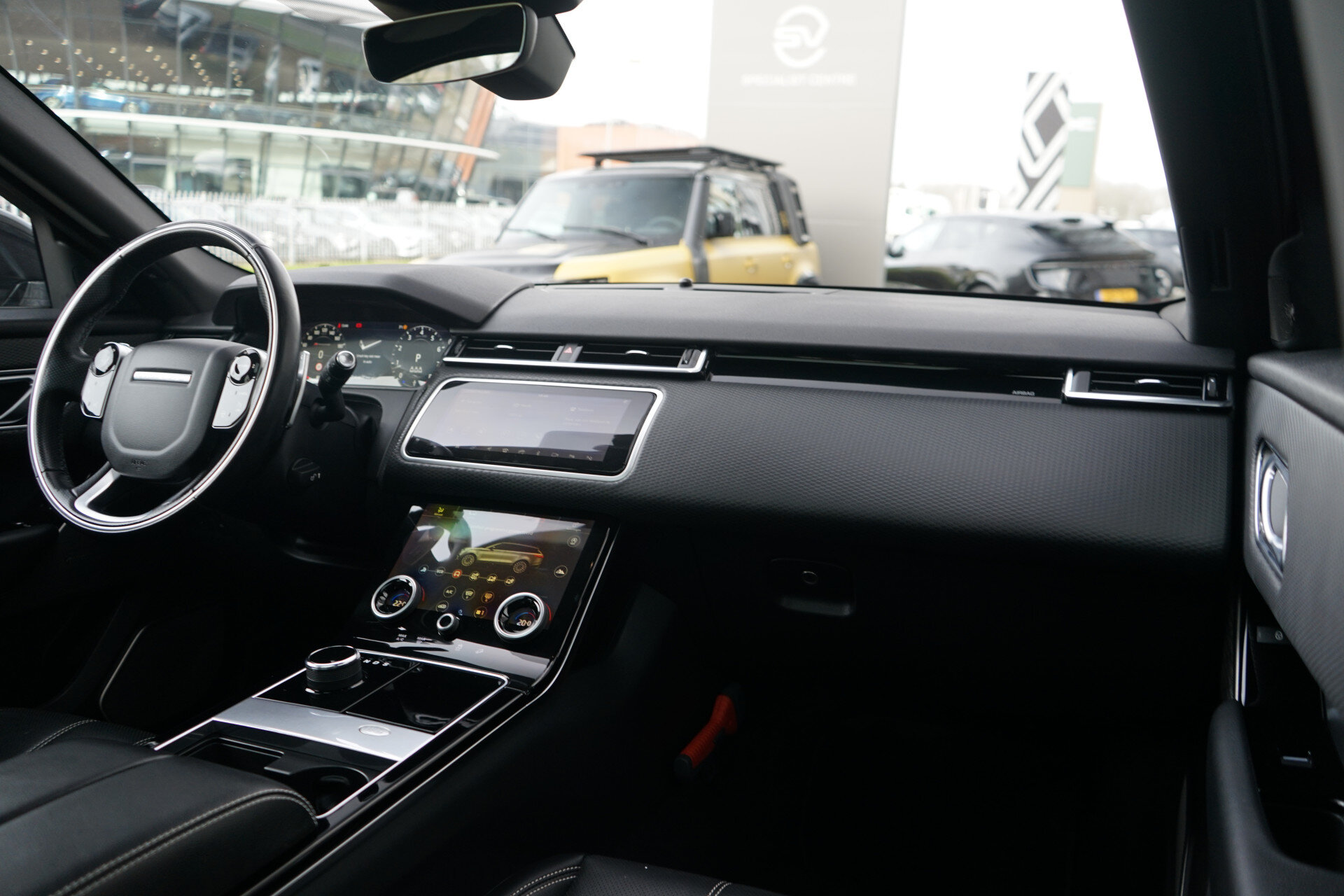 Land Rover Range Rover Velar 2.0 P300 Turbo AWD R-Dynamic SE - Afbeelding 3