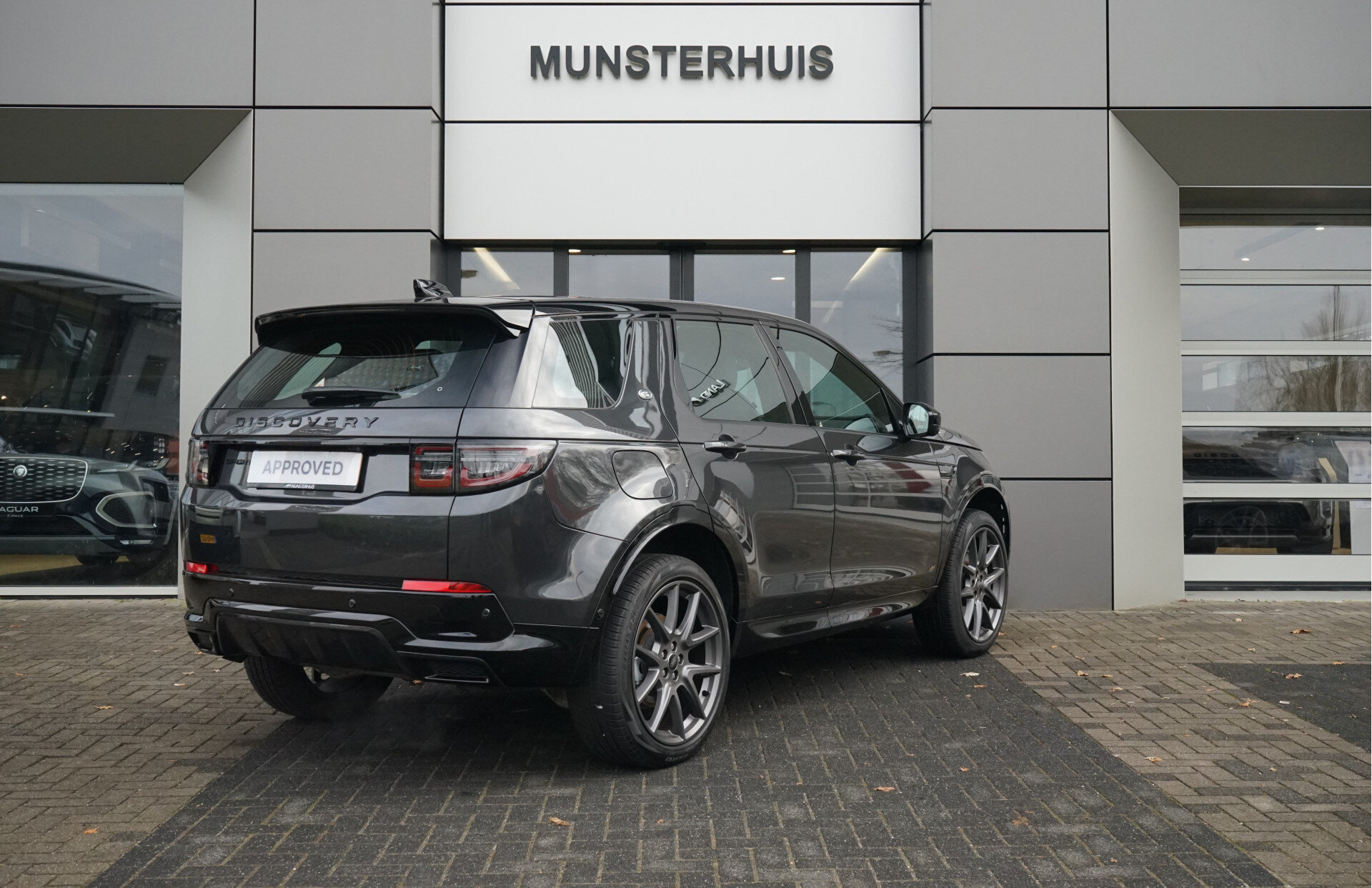 Land Rover Discovery Sport P300e PHEV Dynamic HSE | Occasion Lease vanaf € 1.104,00 p/m | - Afbeelding 2