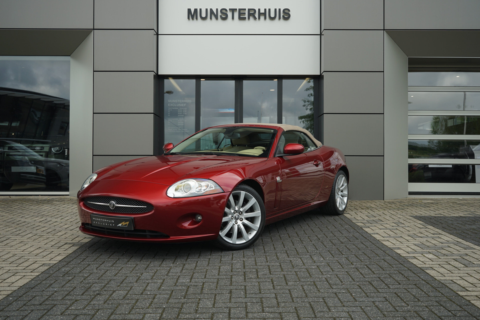 Jaguar XK 4.2 V8 Convertible
