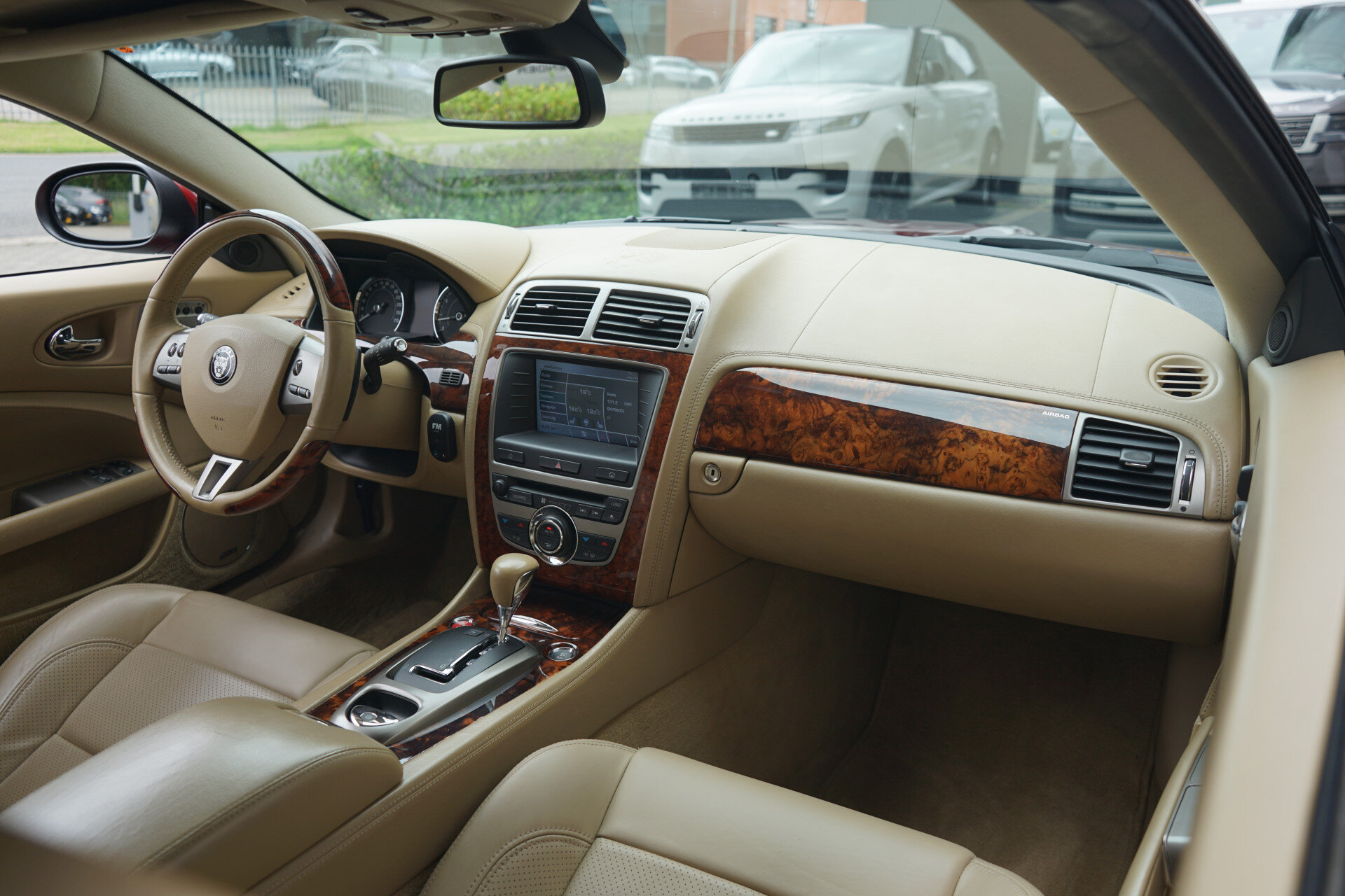 Jaguar XK 4.2 V8 Convertible - Afbeelding 3