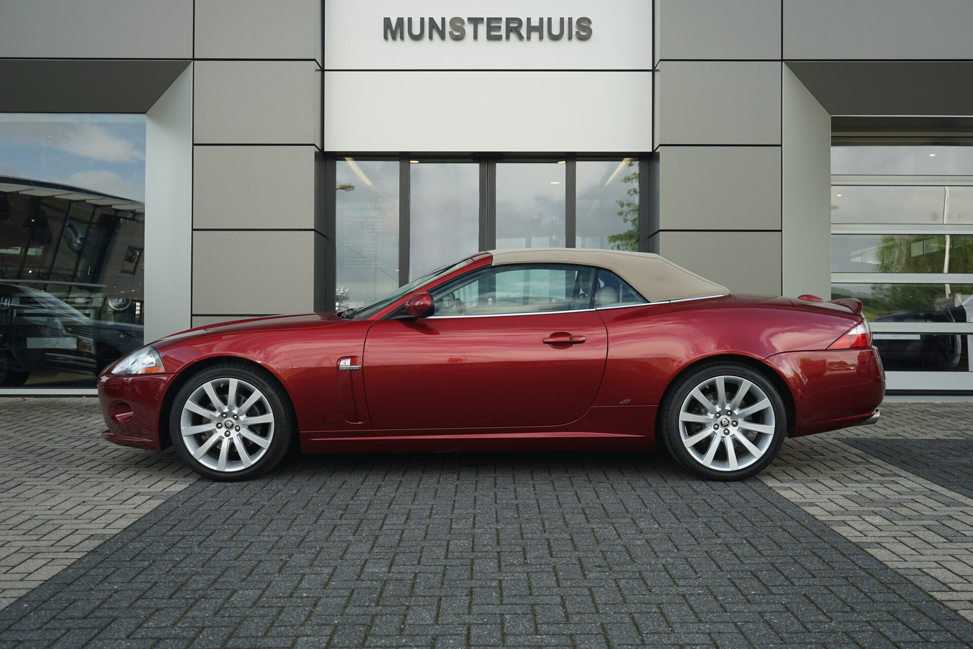 Jaguar XK 4.2 V8 Convertible - Afbeelding 5