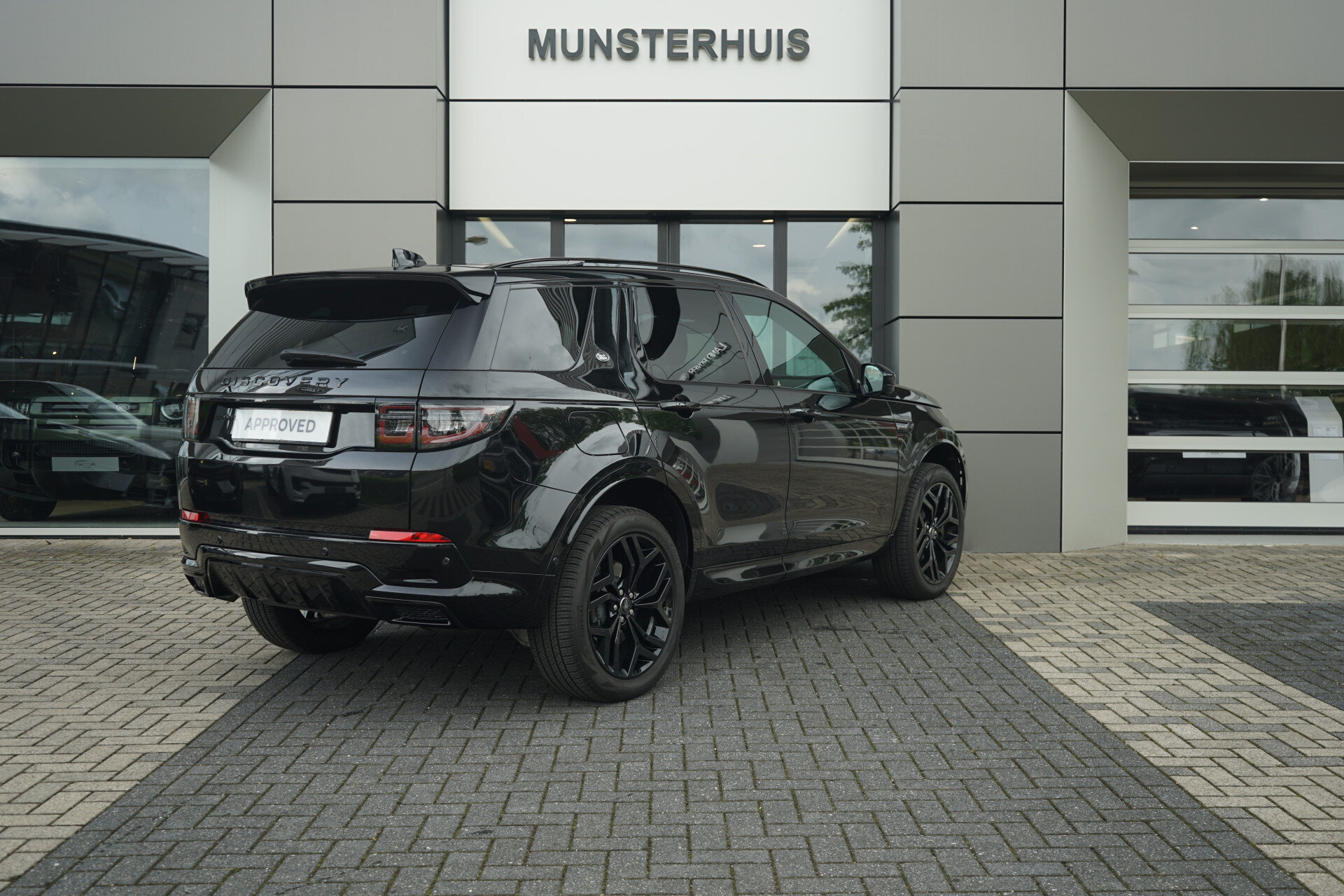 Land Rover Discovery Sport P270e PHEV Business Landmark Edition - Afbeelding 2