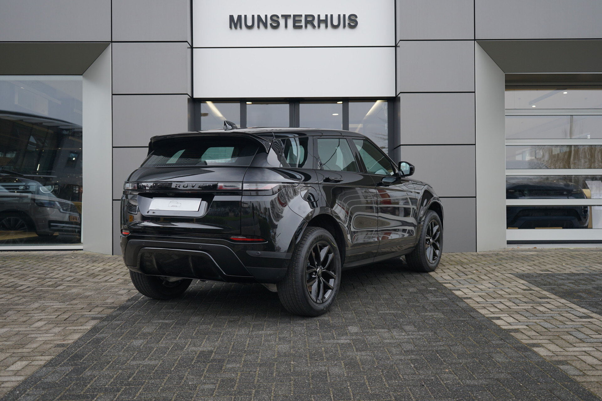 Land Rover Range Rover Evoque P270e PHEV AWD Business Edition - Afbeelding 2