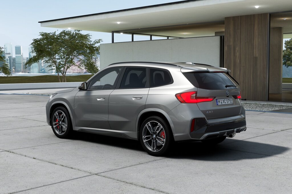BMW iX1 2