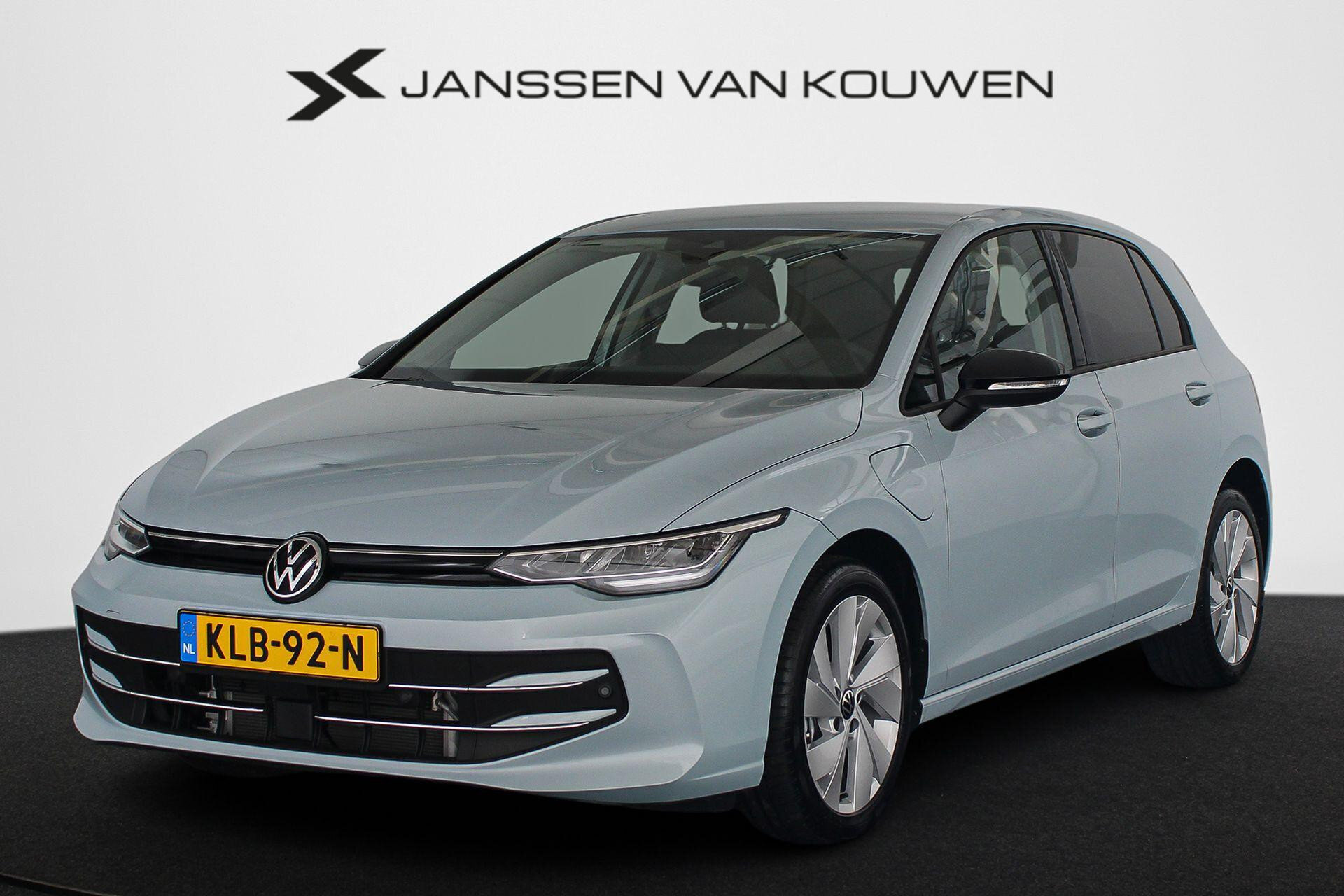 Volkswagen Golf 1.5 eHybrid Life Edition