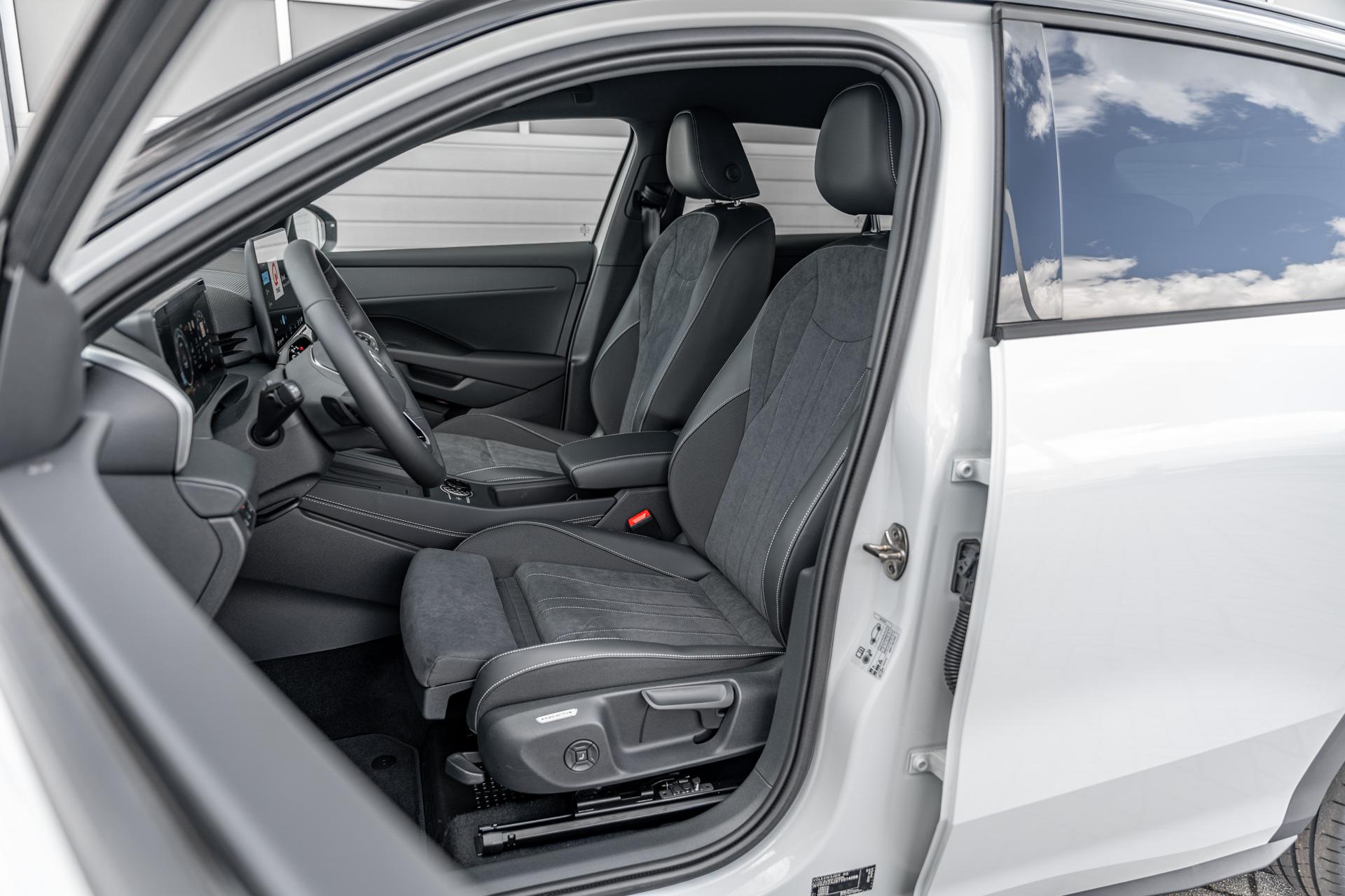 Volkswagen T-Roc 1.5 eTsi 115pk Style First Edition - Afbeelding 4