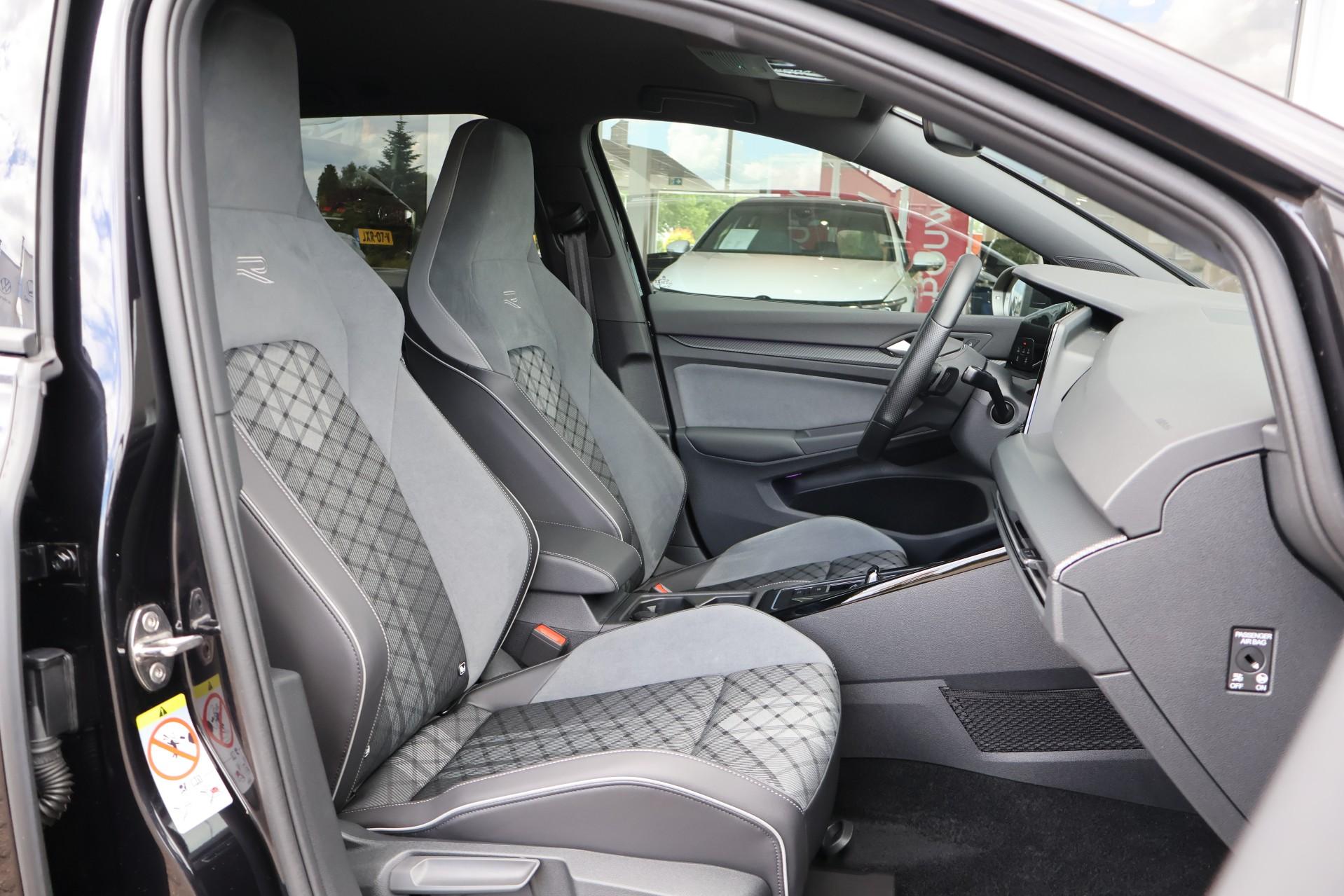 Volkswagen Golf Variant 1.5 eTSI 150pk DSG R-Line - Afbeelding 4
