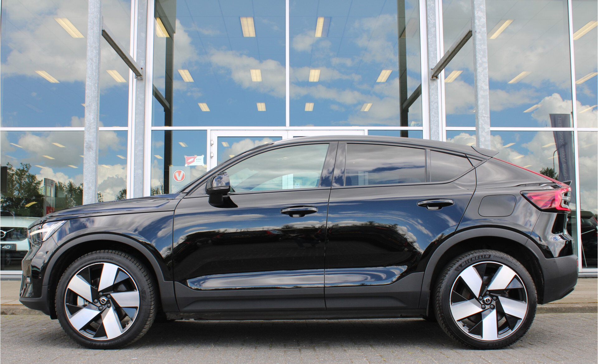 Volvo C40 408PK Recharge Twin Intro Edition 78 kWh - Afbeelding 2