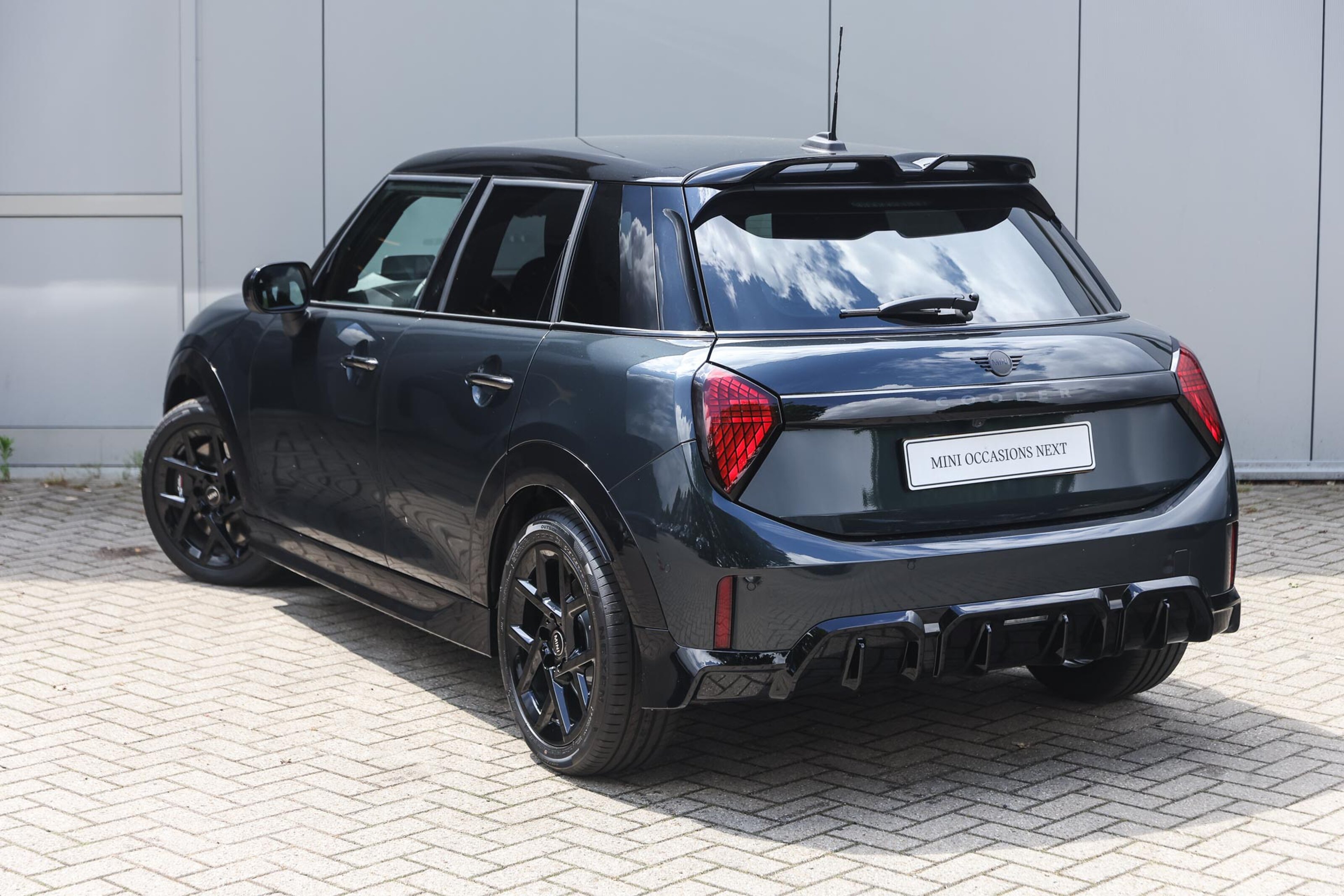 MINI 5-Deurs Hatchback Cooper C Automaat