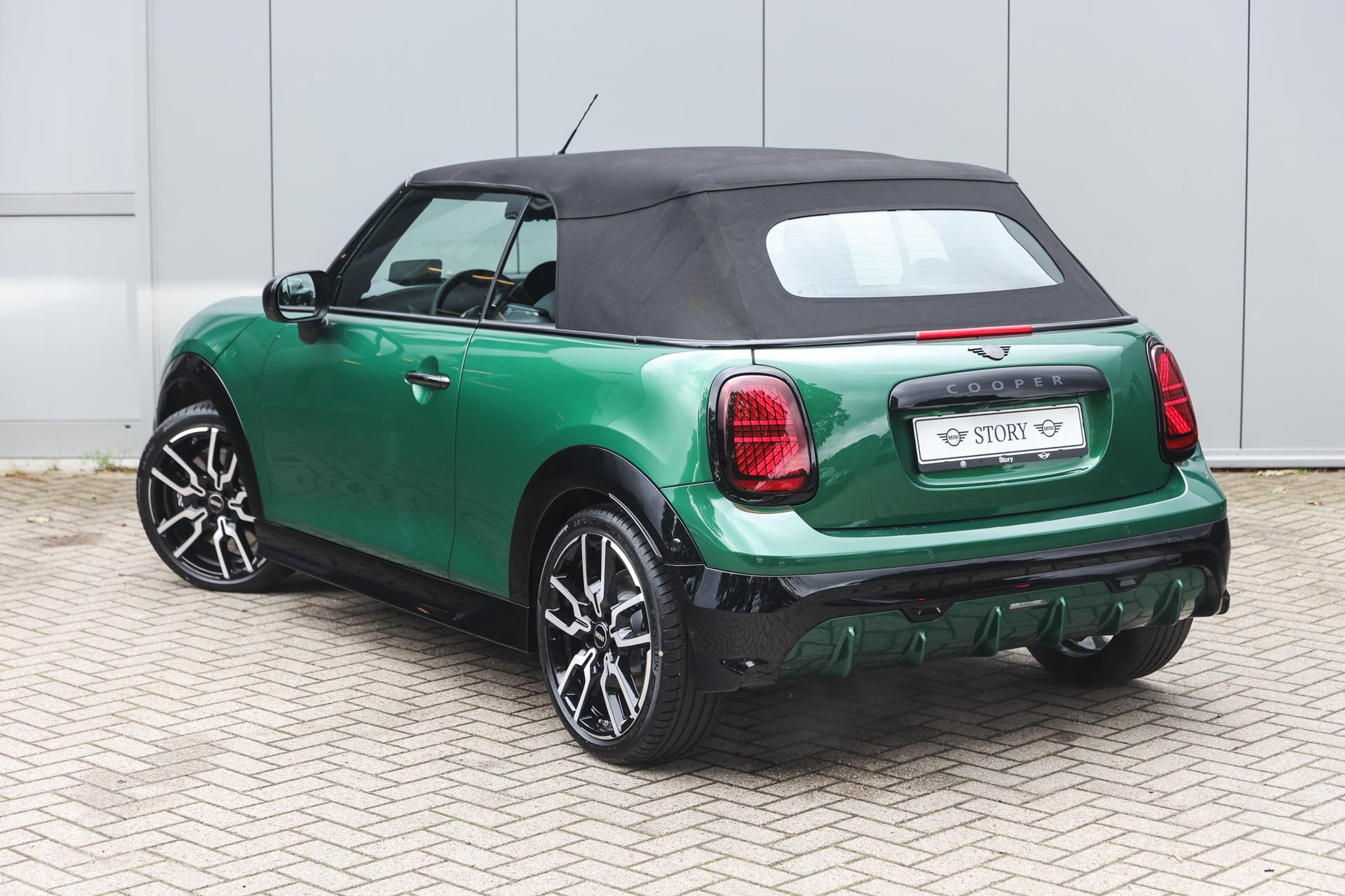 MINI Cooper Cabrio C Automaat