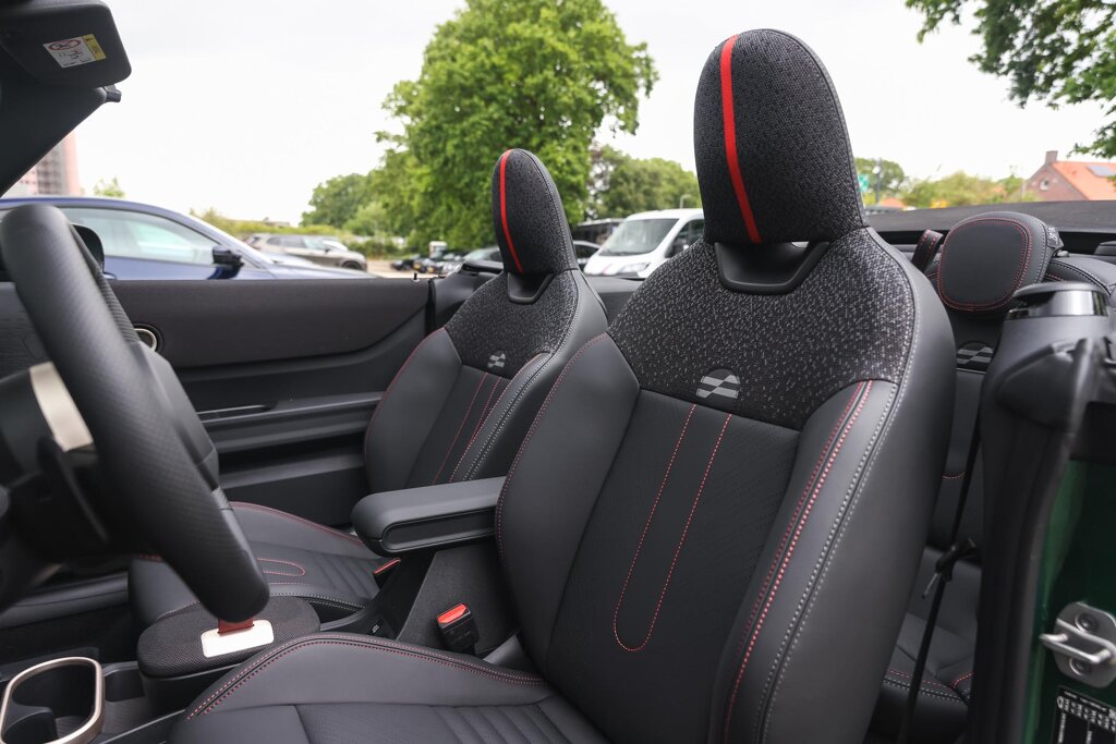 MINI Cooper Cabrio 10
