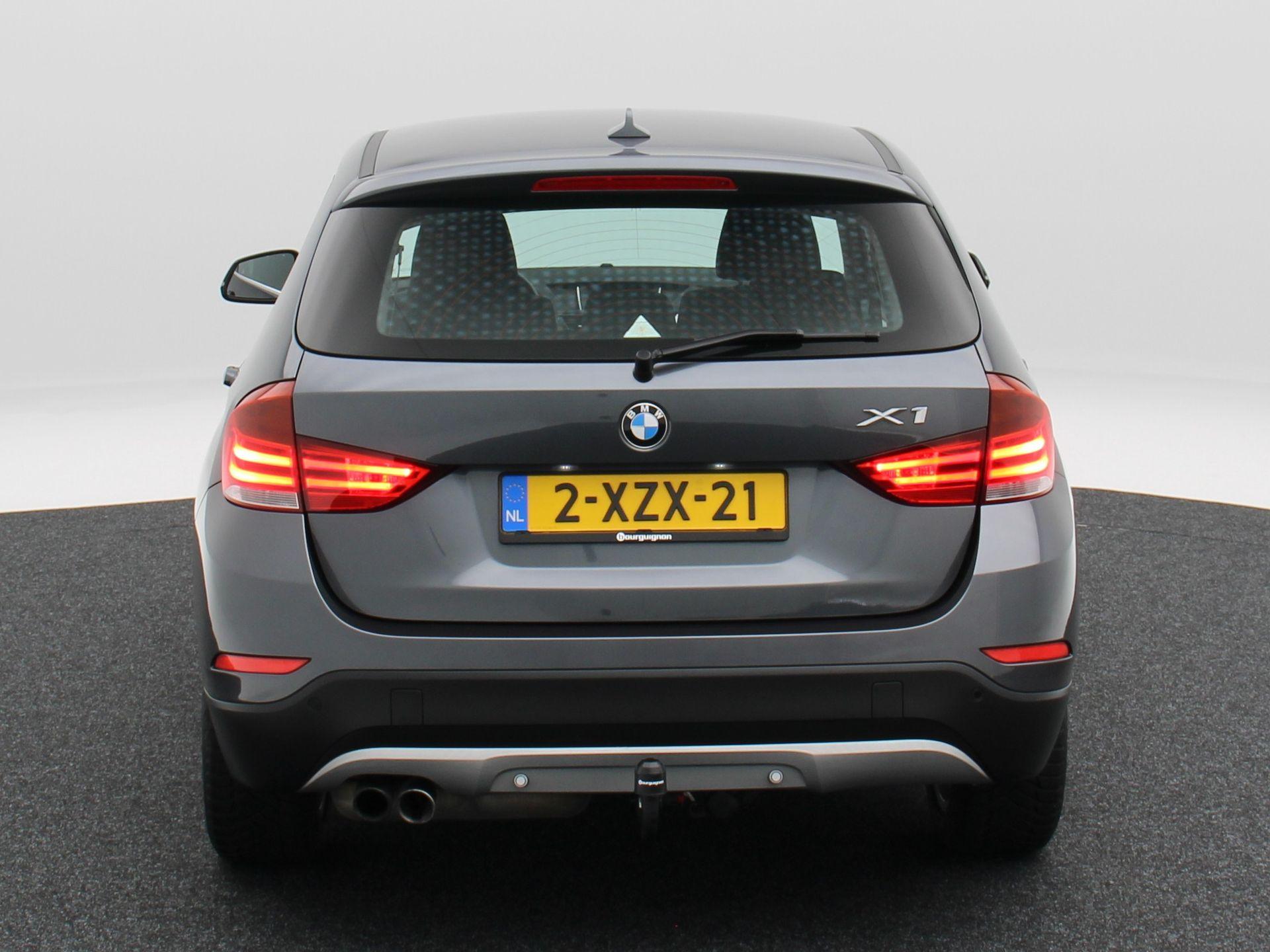 BMW X1 sDrive20i 183 Pk Automaat Executive - Afbeelding 5