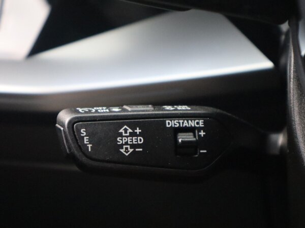 cruise control adaptief met Stop&Go cruise control adaptief met Stop&Go