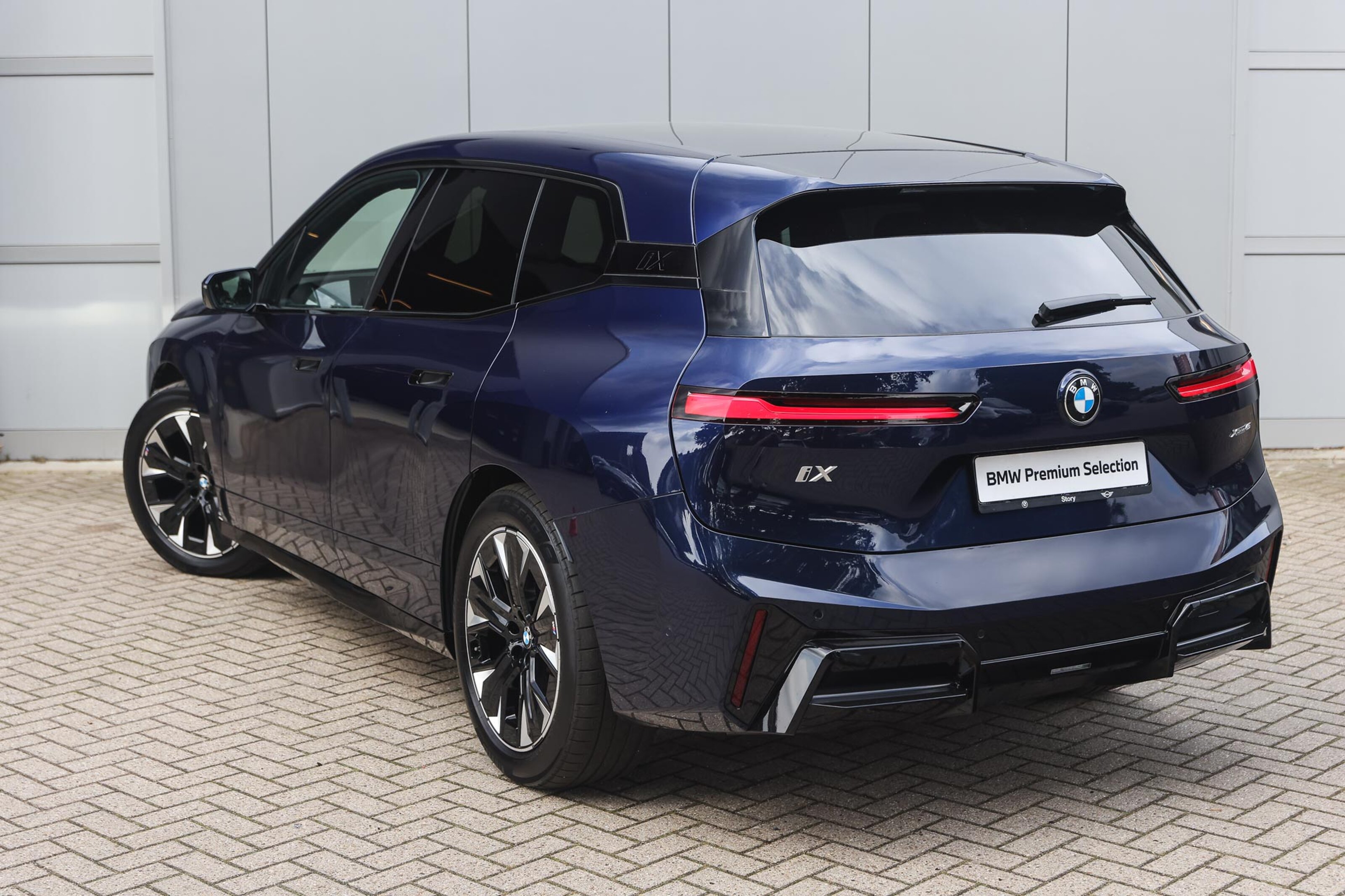 BMW iX xDrive45 M Sport