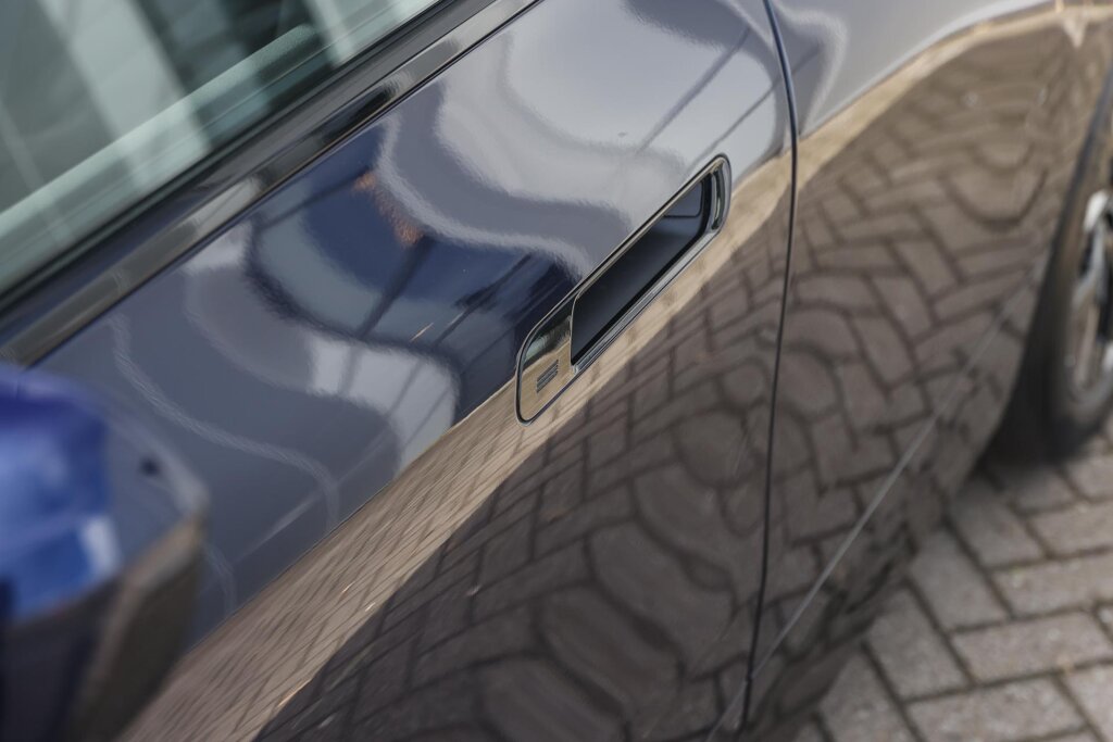 BMW iX 31