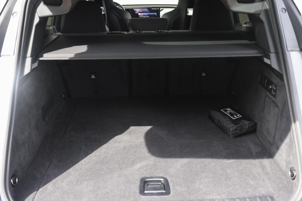 BMW iX 34