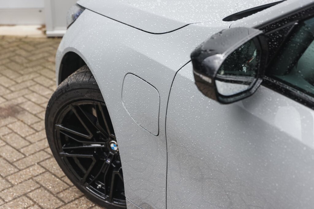 BMW M5 35