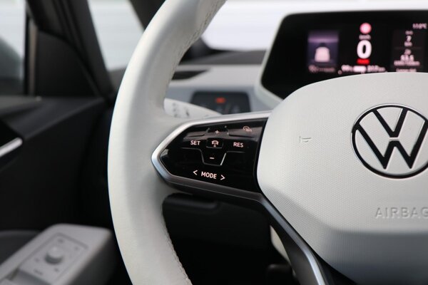 cruise control adaptief met Stop&Go cruise control adaptief met Stop&Go
