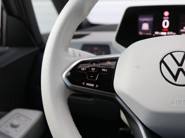 cruise control adaptief met Stop&Go cruise control adaptief met Stop&Go