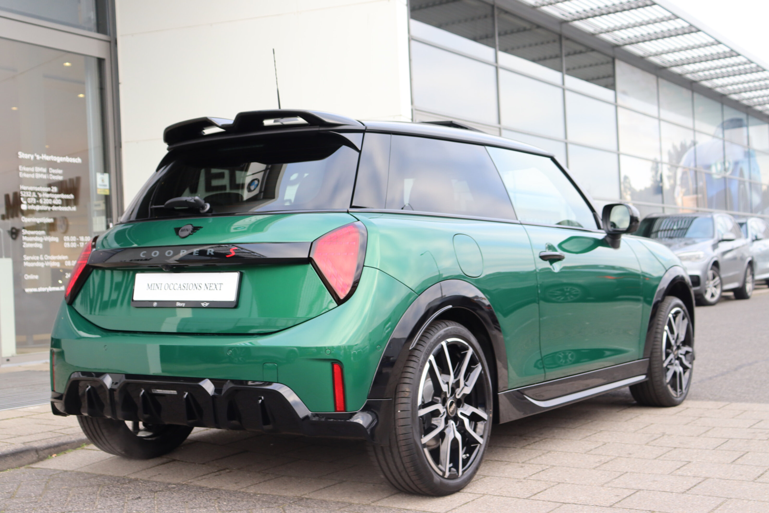MINI 3-Deurs 9