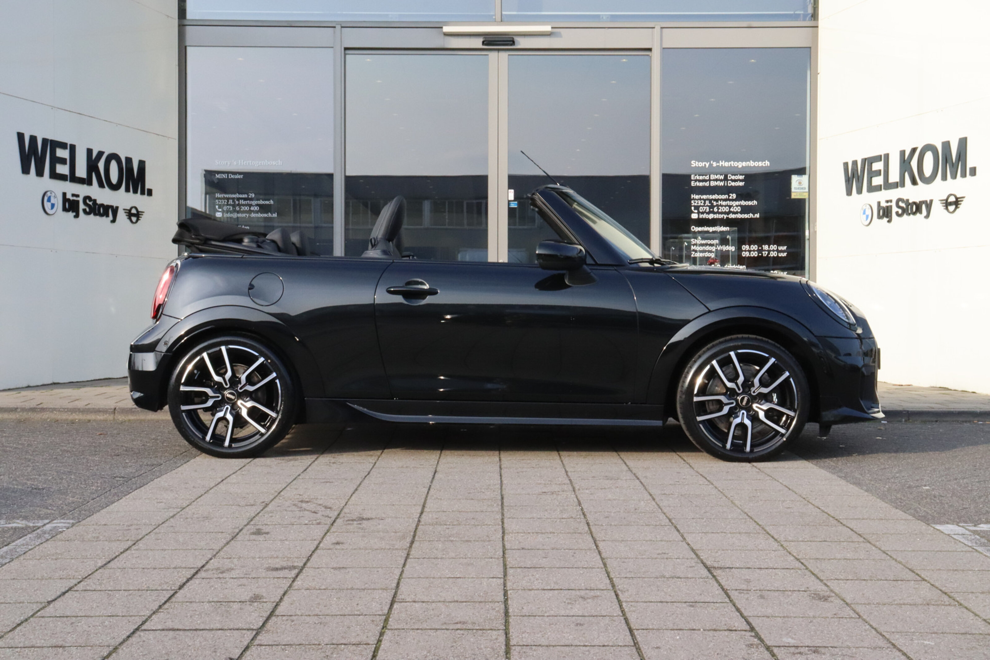 MINI Cooper Cabrio 8