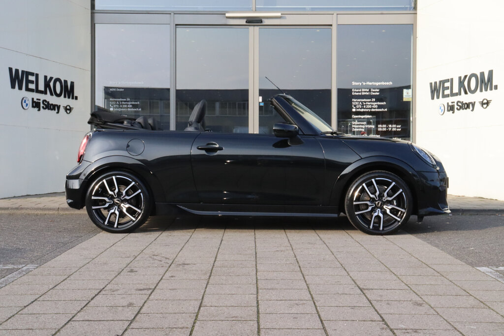 MINI Cooper Cabrio 8