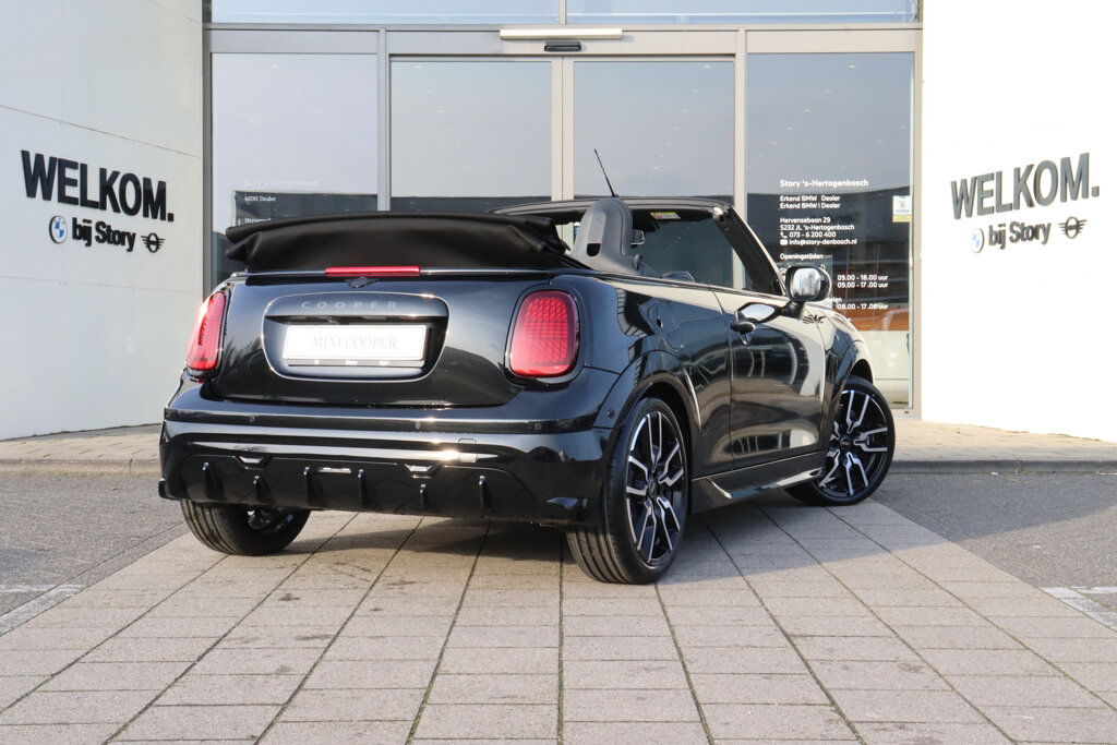 MINI Cooper Cabrio 10