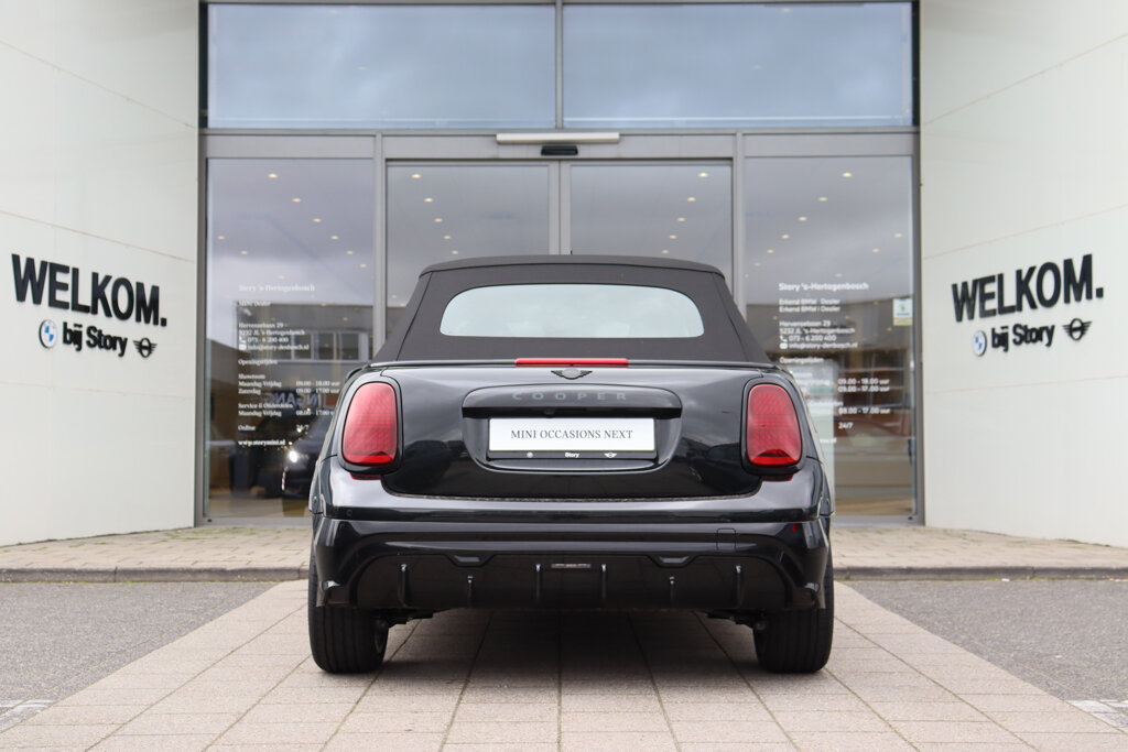 MINI Cooper Cabrio 11
