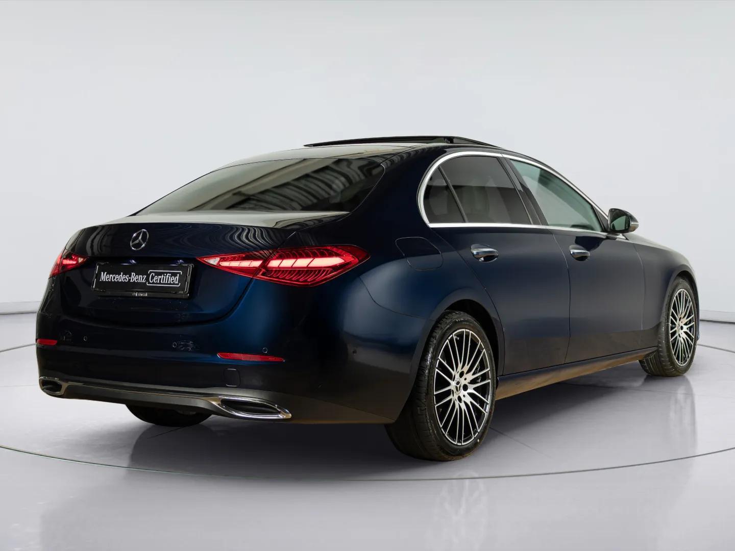 Mercedes-Benz C-Klasse Limousine 180 Luxury Line - Afbeelding 2