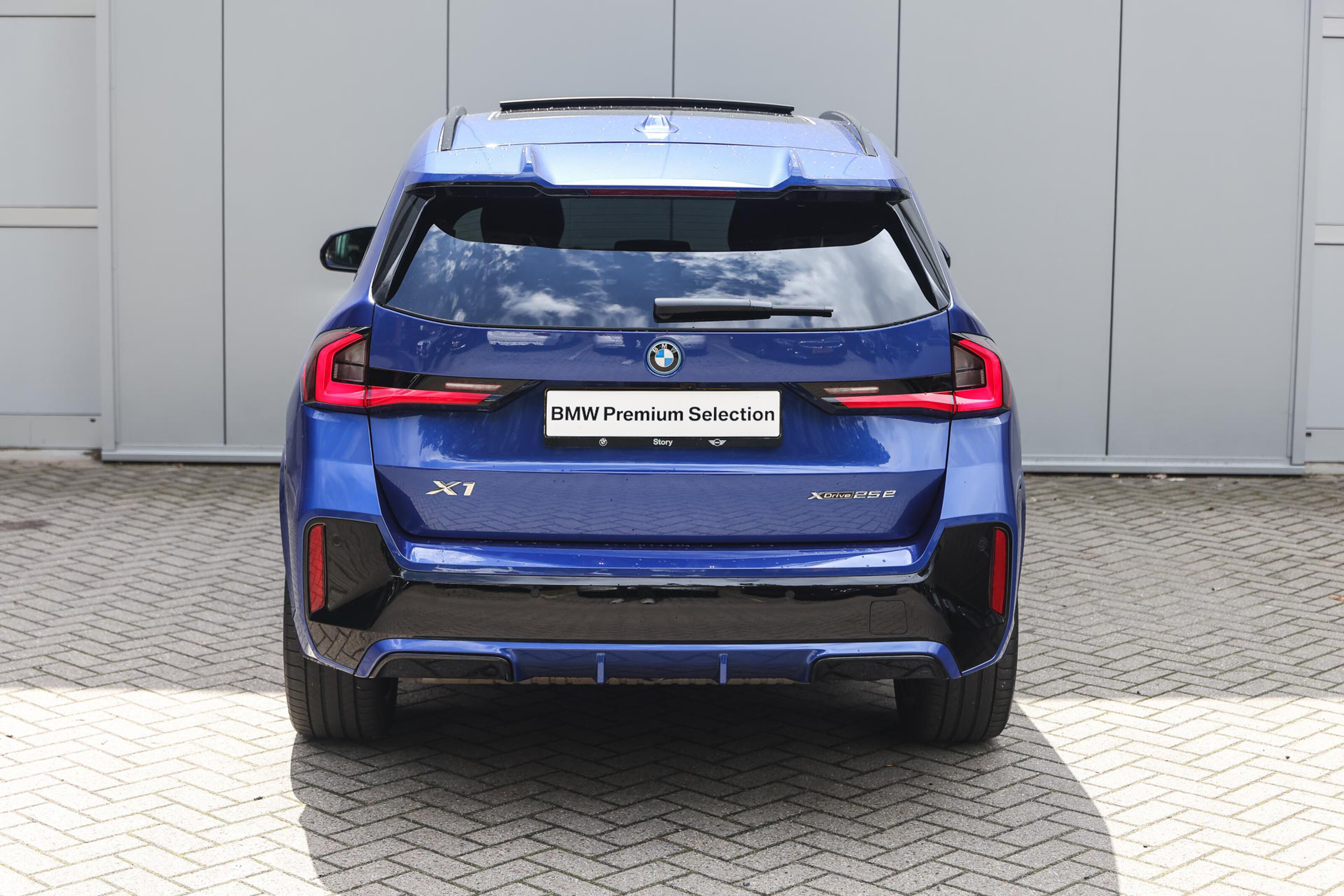 BMW X1 6