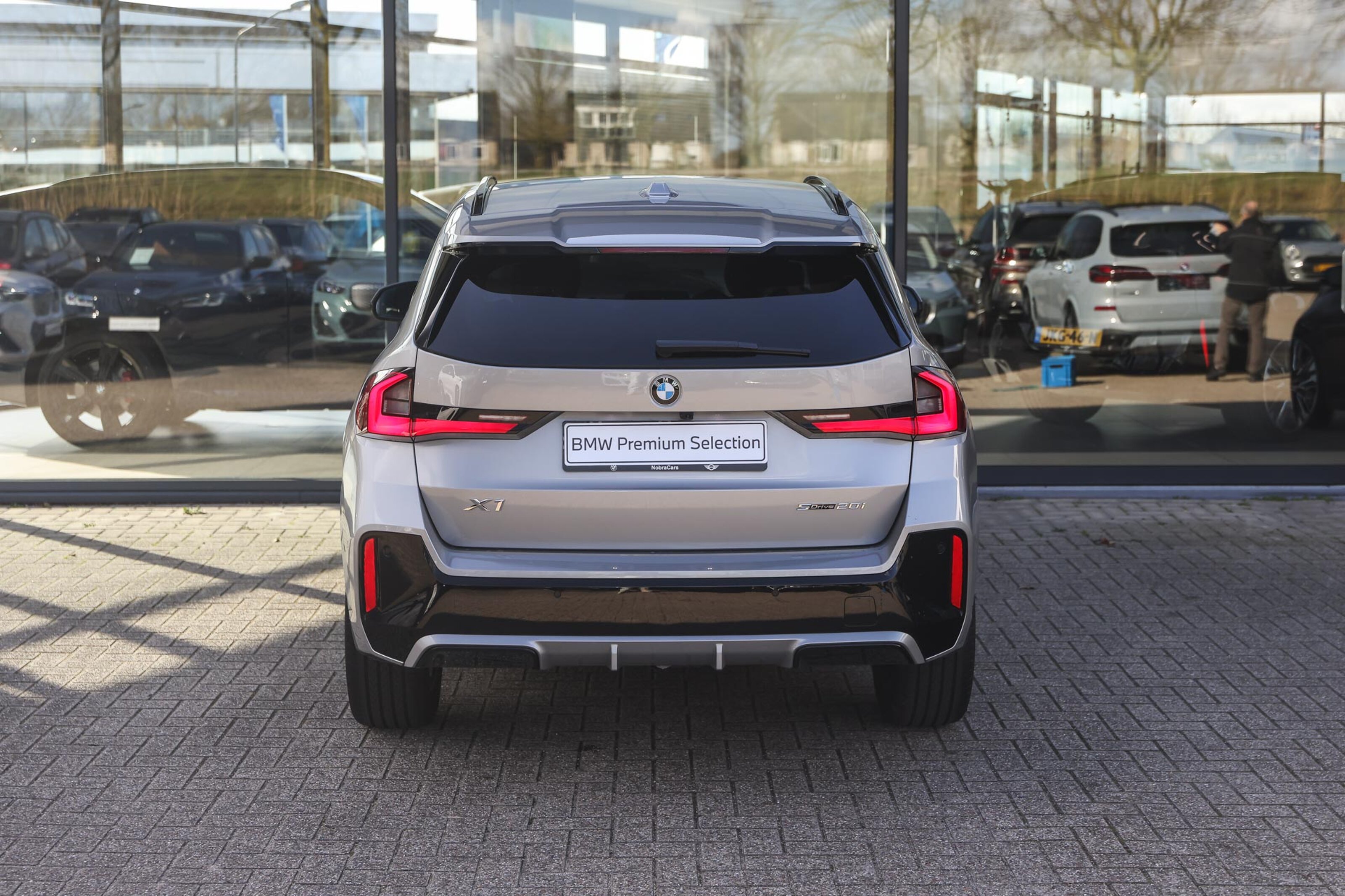 BMW X1 6
