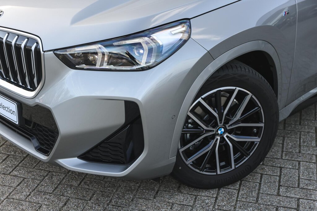 BMW X1 29