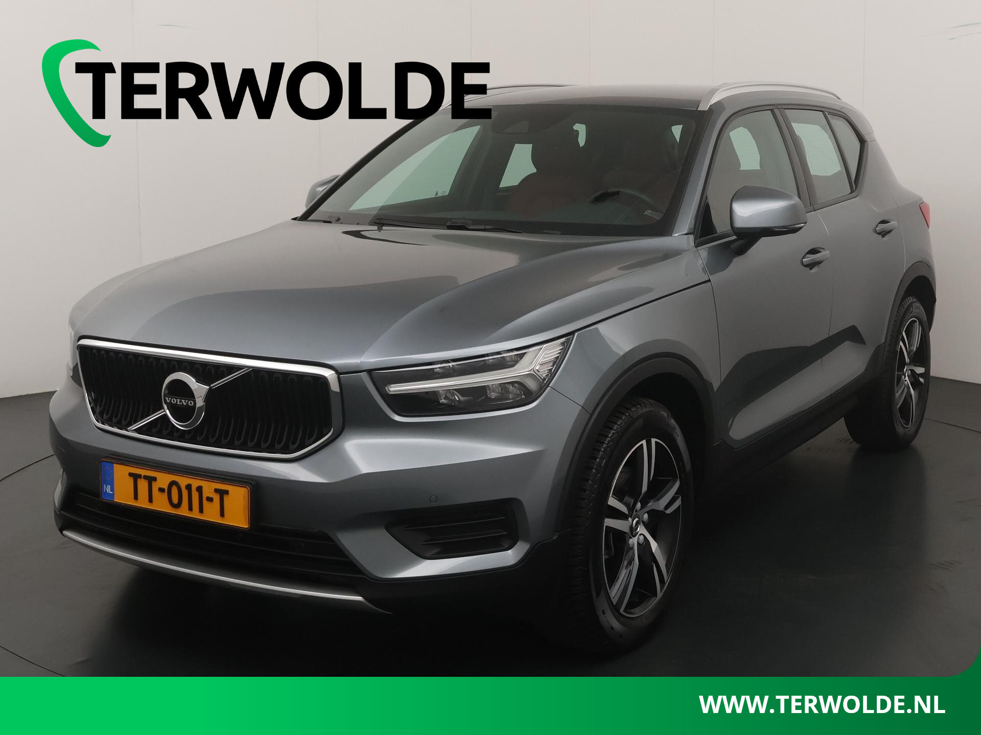 Volvo XC40 2.0 T4 Momentum