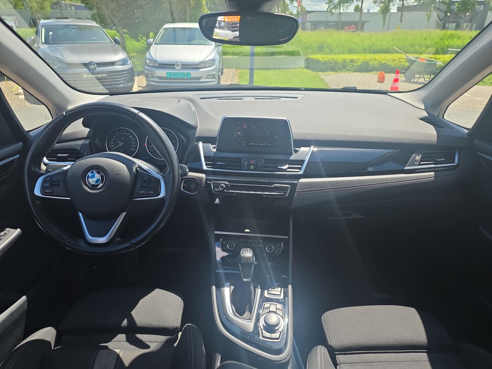 BMW 2-serie Active Tourer 218i Sport - Afbeelding 4
