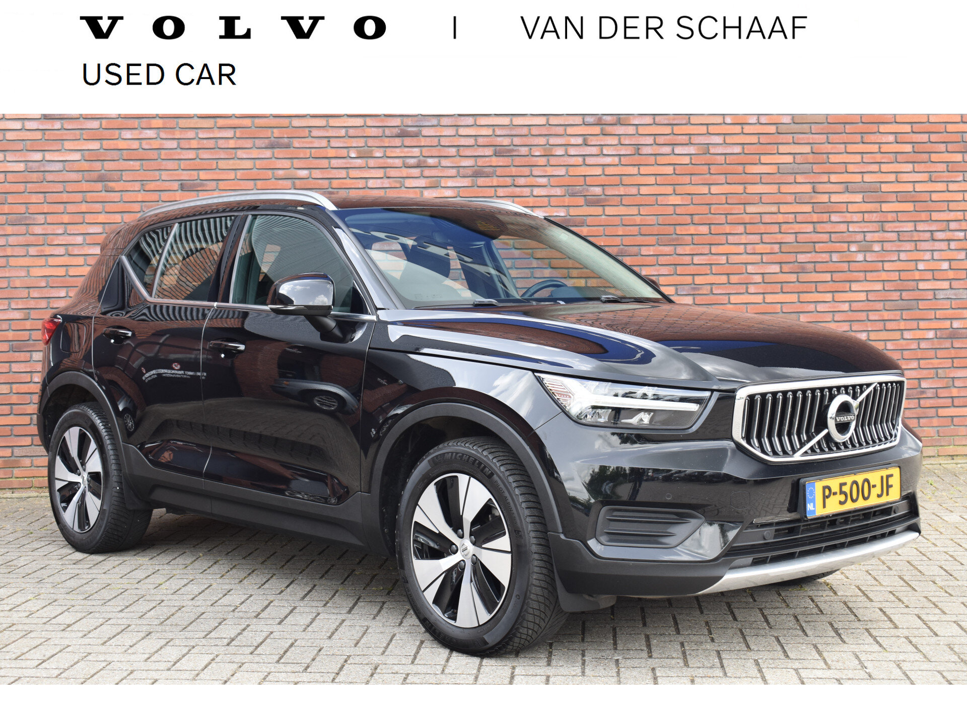 Volvo XC40 T4 211PK Recharge Inscription Expression