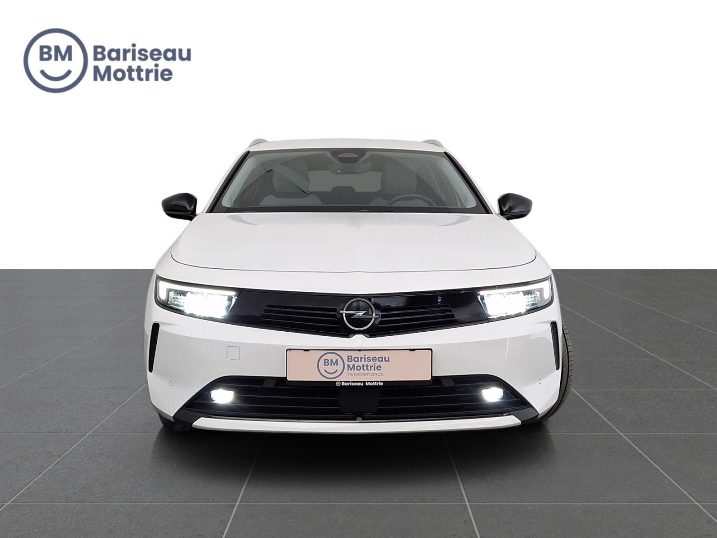 Opel Astra Sports Tourer BUSINESS EDITION AUTOMAAT *TREKHAAK*CARPLAY*DAB*CAMERA SENSOREN*KLIMAATREGELING* - Afbeelding 2