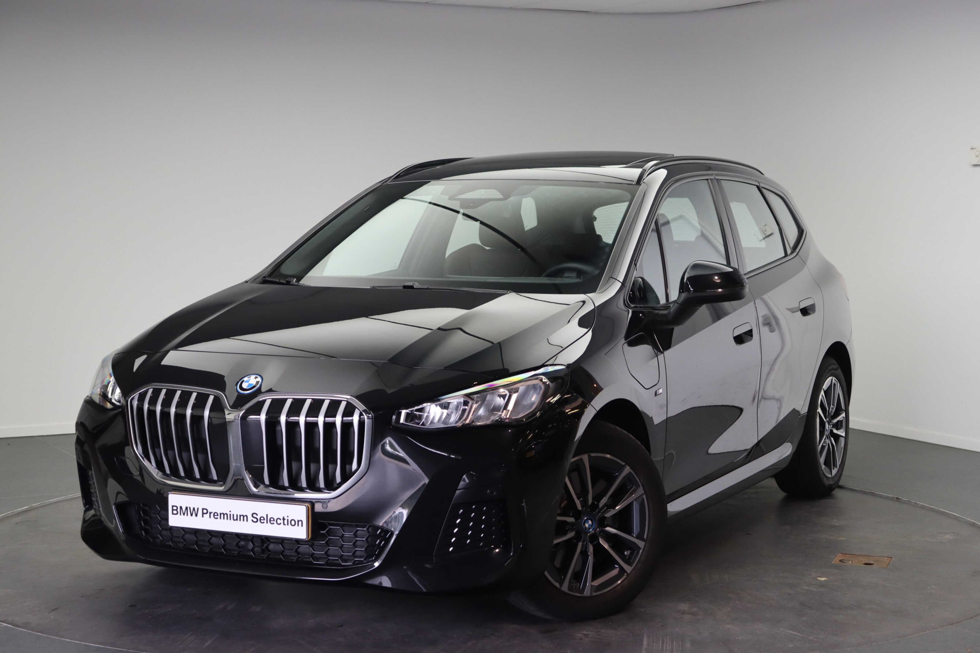 BMW 2 Serie Active Tourer 230e xDrive M Sport Automaat
