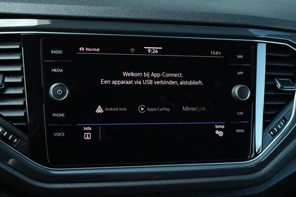Apple Carplay & Android Auto Apple Carplay & Android Auto