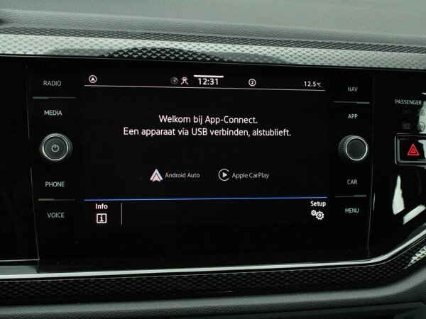 Apple Carplay & Android Auto Apple Carplay & Android Auto