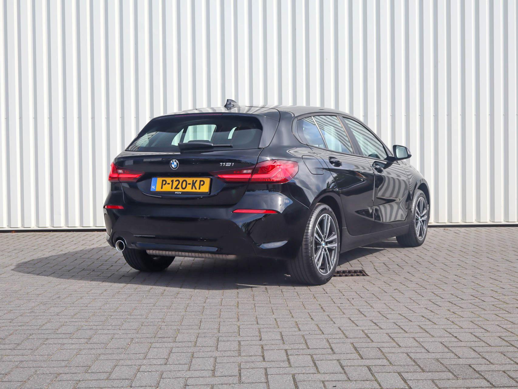 BMW 1 Serie 118i 136pk AUT Business Edition - Afbeelding 2